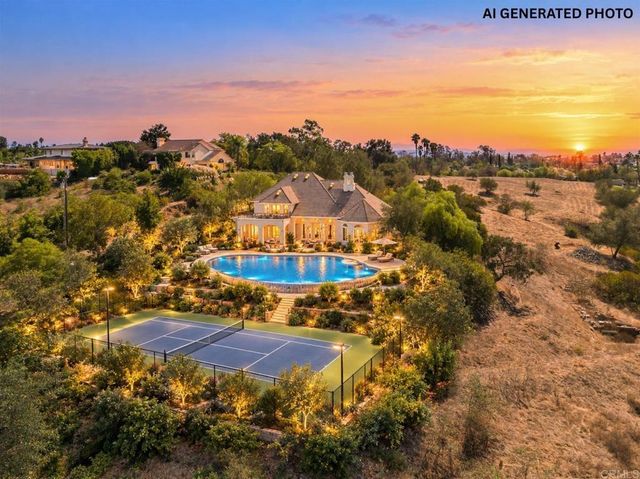 1094 Hillcrest View Lane, Fallbrook