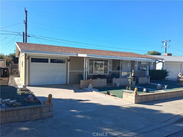 121 Mary, Hemet
