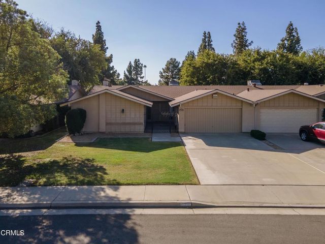 1419 Thunderbird Street, Bakersfield