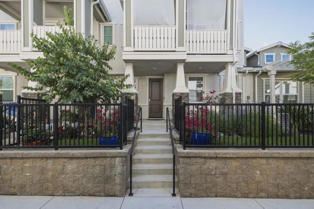 6389 Laguna Seca Lane, Gilroy