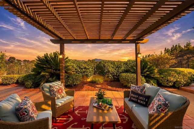 18093 Colonnades Pl, San Diego