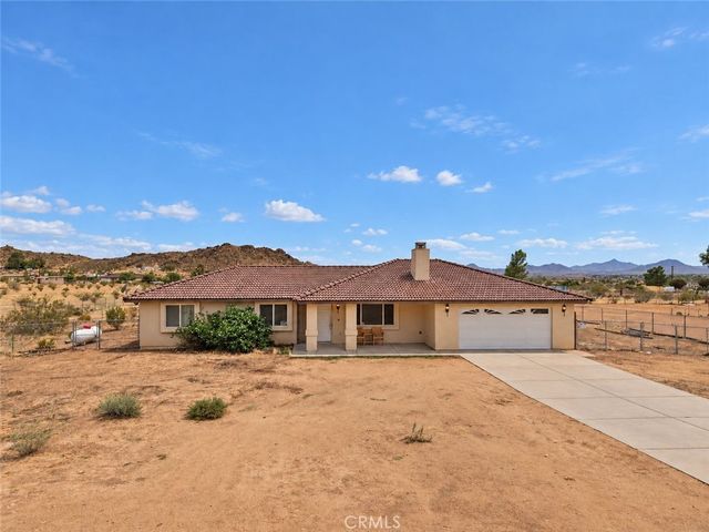 14720 Desert Star Road, Apple Valley