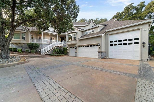 1925 Mantelli Drive, Gilroy