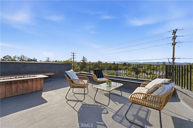 3601 Mclaughlin Avenue, Los Angeles