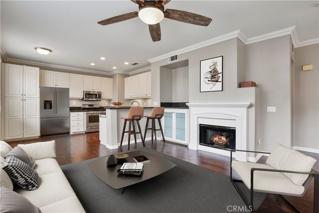 2496 Maxson Court, Signal Hill