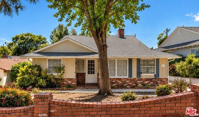 9801 Cabanas Avenue, Tujunga