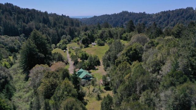 700 Valencia School Road, Aptos
