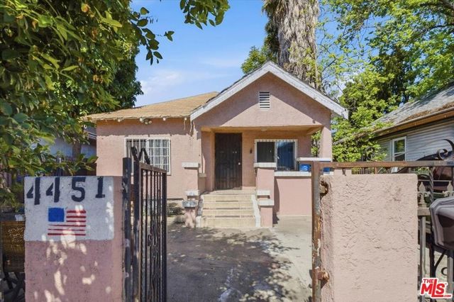4451 Crocker Street, Los Angeles