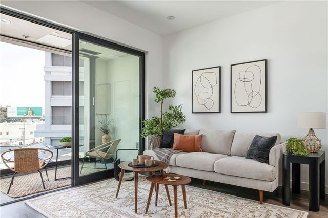 118 Astronaut Ellison S Onizuka Street # 404, Los Angeles
