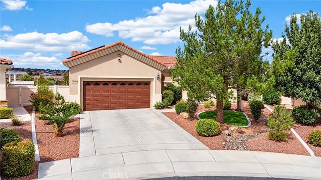 19358 Glaslyn Court, Apple Valley