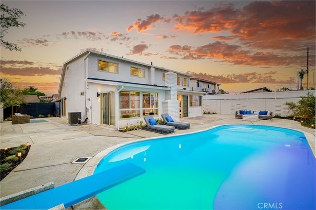 9432 Warbler, Fountain Valley