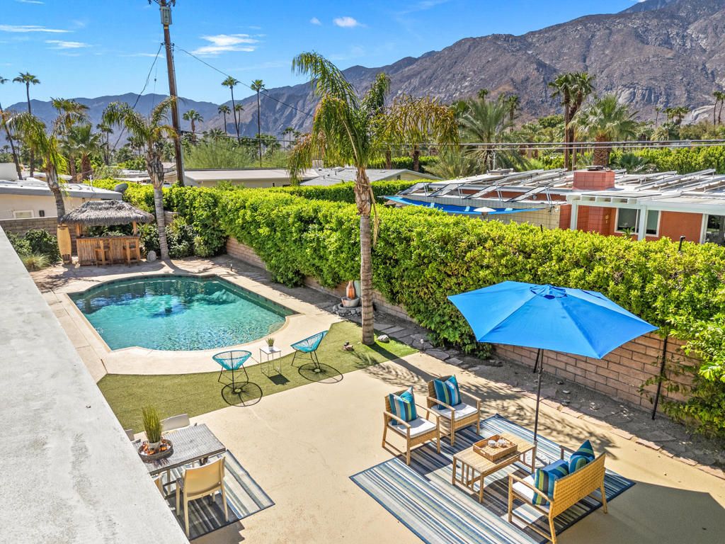 1423 N Avenida Caballeros, Palm Springs