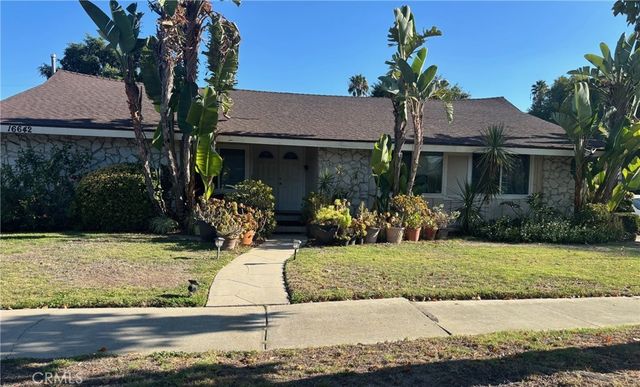 16642 Dearborn, North Hills
