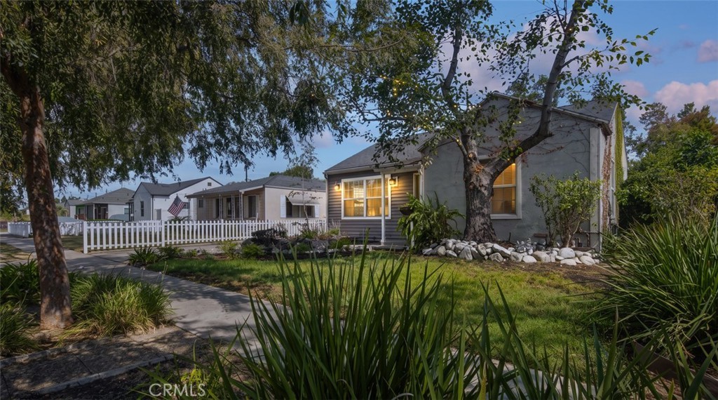 Photo of Listing #NP26219302