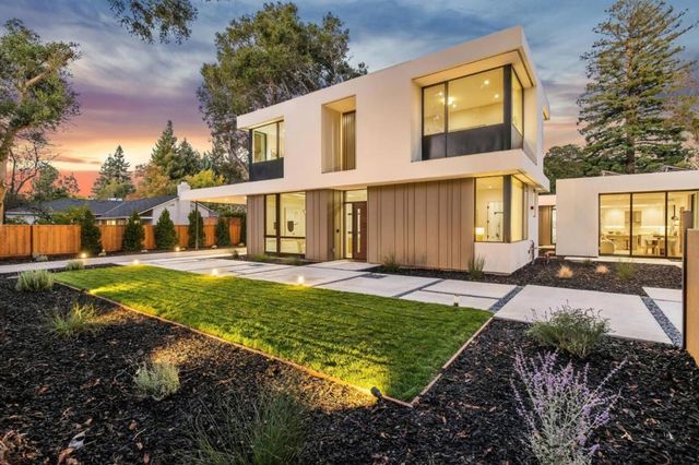 28 San Benito Avenue, Atherton