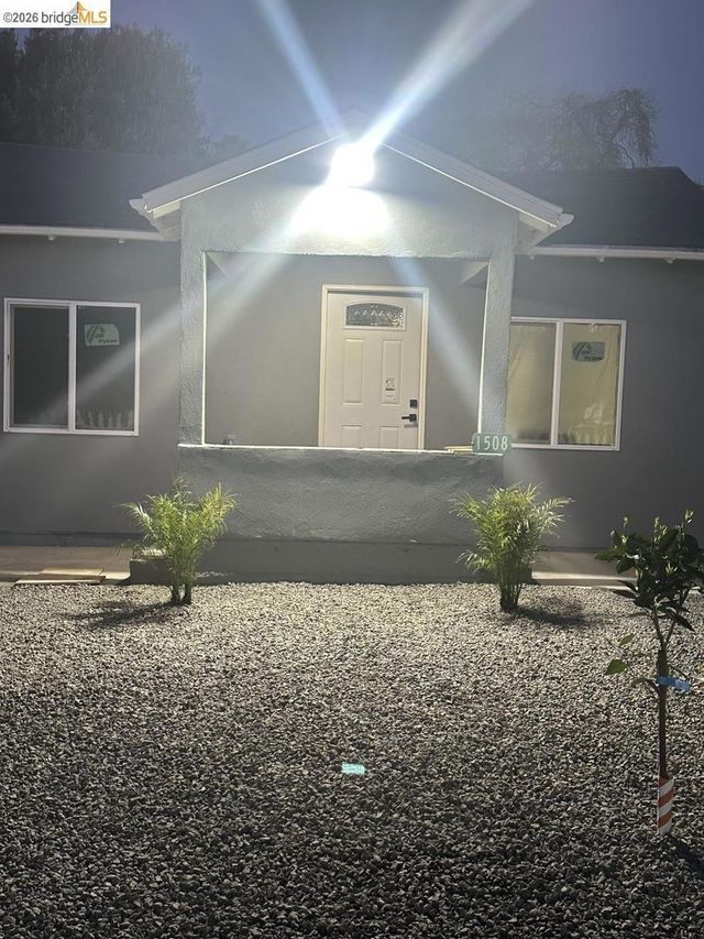 N/A, Modesto