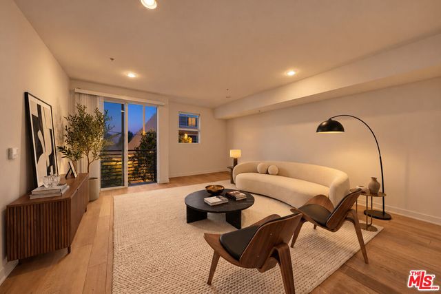 436 S Virgil Avenue # 308, Los Angeles