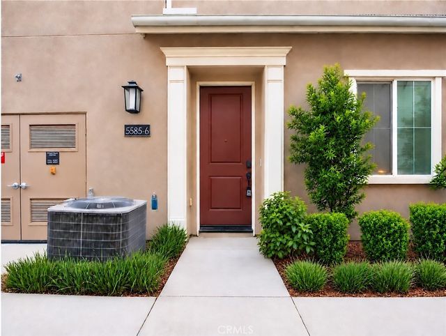 5585 Kate Way # 6, Fontana
