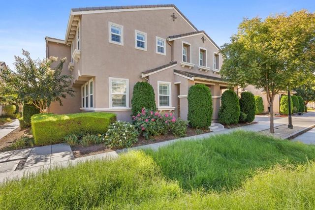 56 Caspian, Gilroy