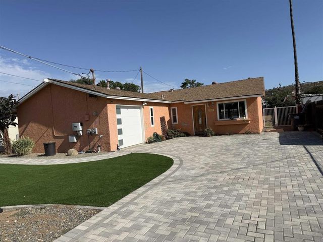13107 Lindo Lane, Lakeside