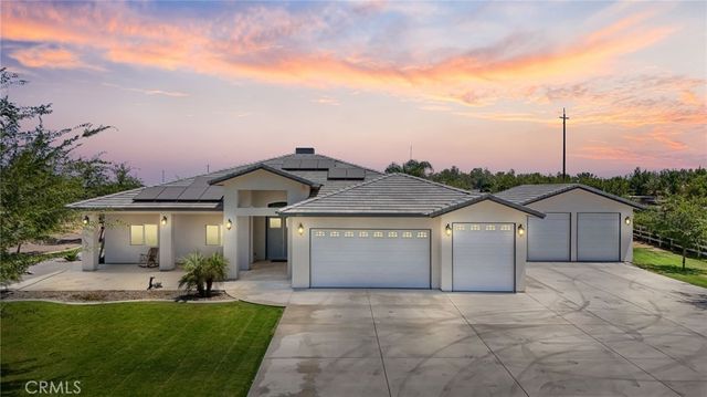 14111 Danbur, Bakersfield