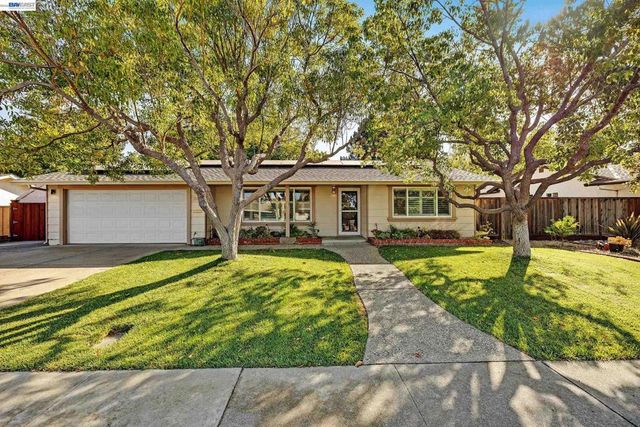 1158 Vienna St, Livermore
