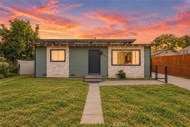407 2nd Avenue, Visalia