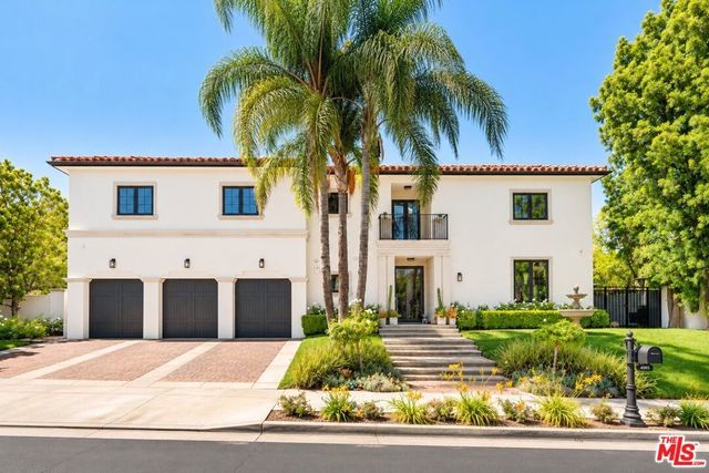 4965 Avenida Oriente, Tarzana