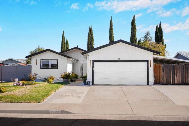2127 Shetland Road, Livermore