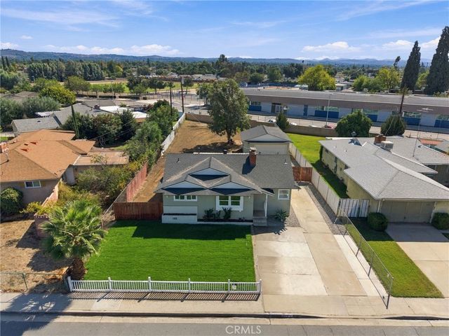 6072 Grand Avenue, Riverside