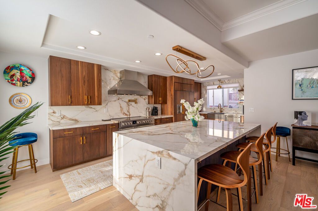 706 11th Street, Hermosa Beach