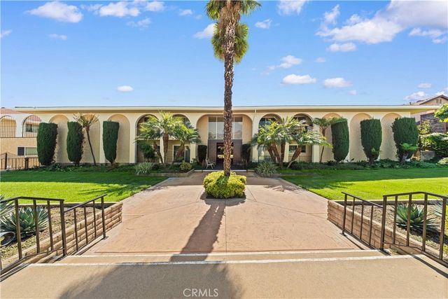 630 W Huntington Dr # 216, Arcadia