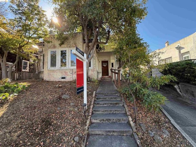 1906 Vine St, Berkeley