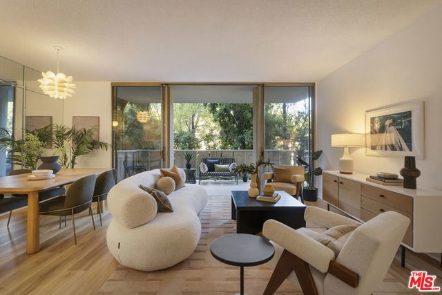 4455 Los Feliz Boulevard # 204, Los Angeles