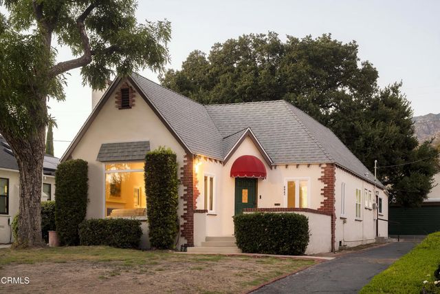 2047 Galbreth Road, Pasadena