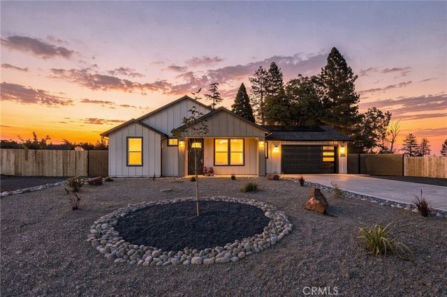 5792 Sawmill, Paradise