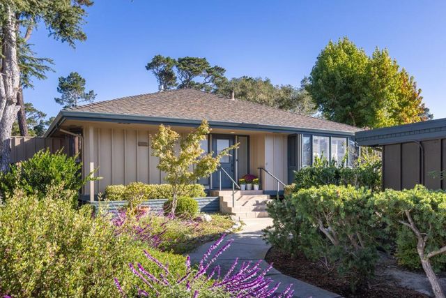 137 Del Mesa Carmel, Carmel