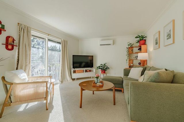 100 E Middlefield Road # 4h, Mountain View
