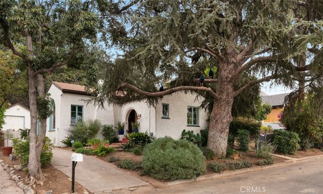 93 Reever Way, Altadena