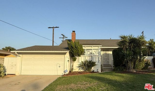 3810 S Dunsmuir Avenue, Los Angeles
