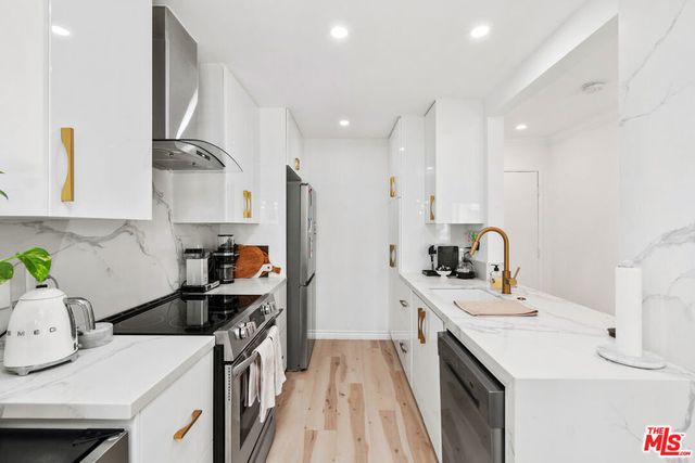 1222 N Olive Drive # 201, West Hollywood