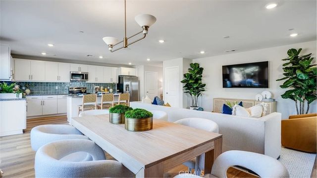 7214 Pine Crest Street, Jurupa Valley