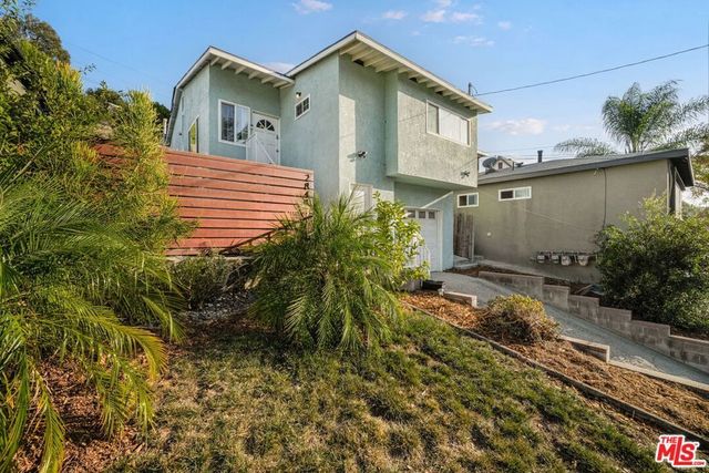 2840 Budau Avenue, Los Angeles