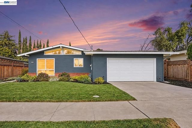 1264 Pine St, Livermore