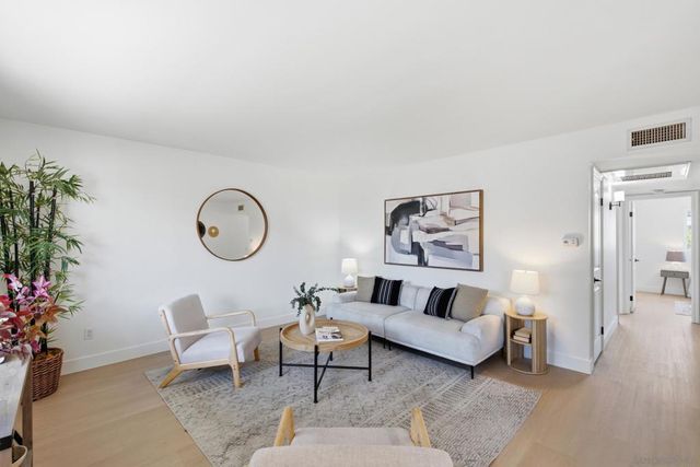 1030 Robinson Ave # 110, San Diego