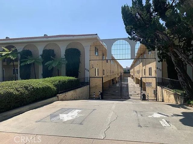 620 W Huntington # 213, Arcadia