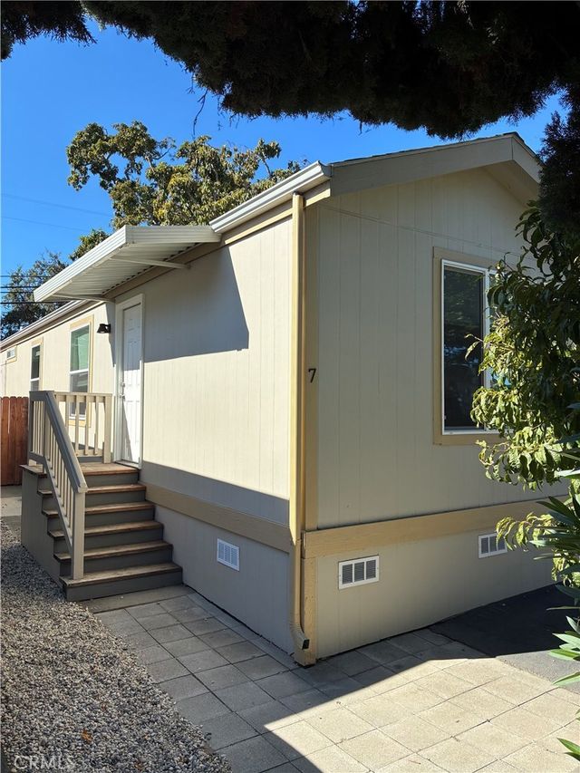 1885 E Bayshore Road # 7, East Palo Alto