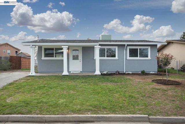 3892 Brougham Way, Olivehurst