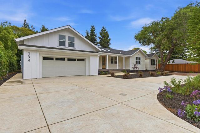 134 Donohoe Street, East Palo Alto