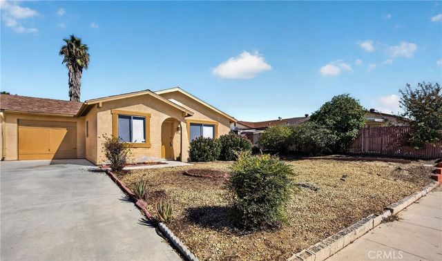 1964 W Oakland Avenue, Hemet
